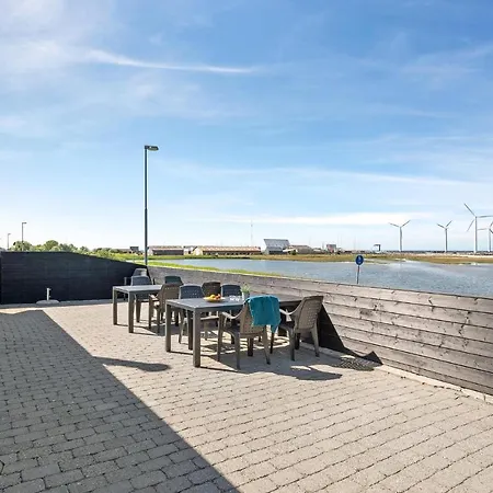 Dom wakacyjny Gorgeous In With Wifi Glesborg